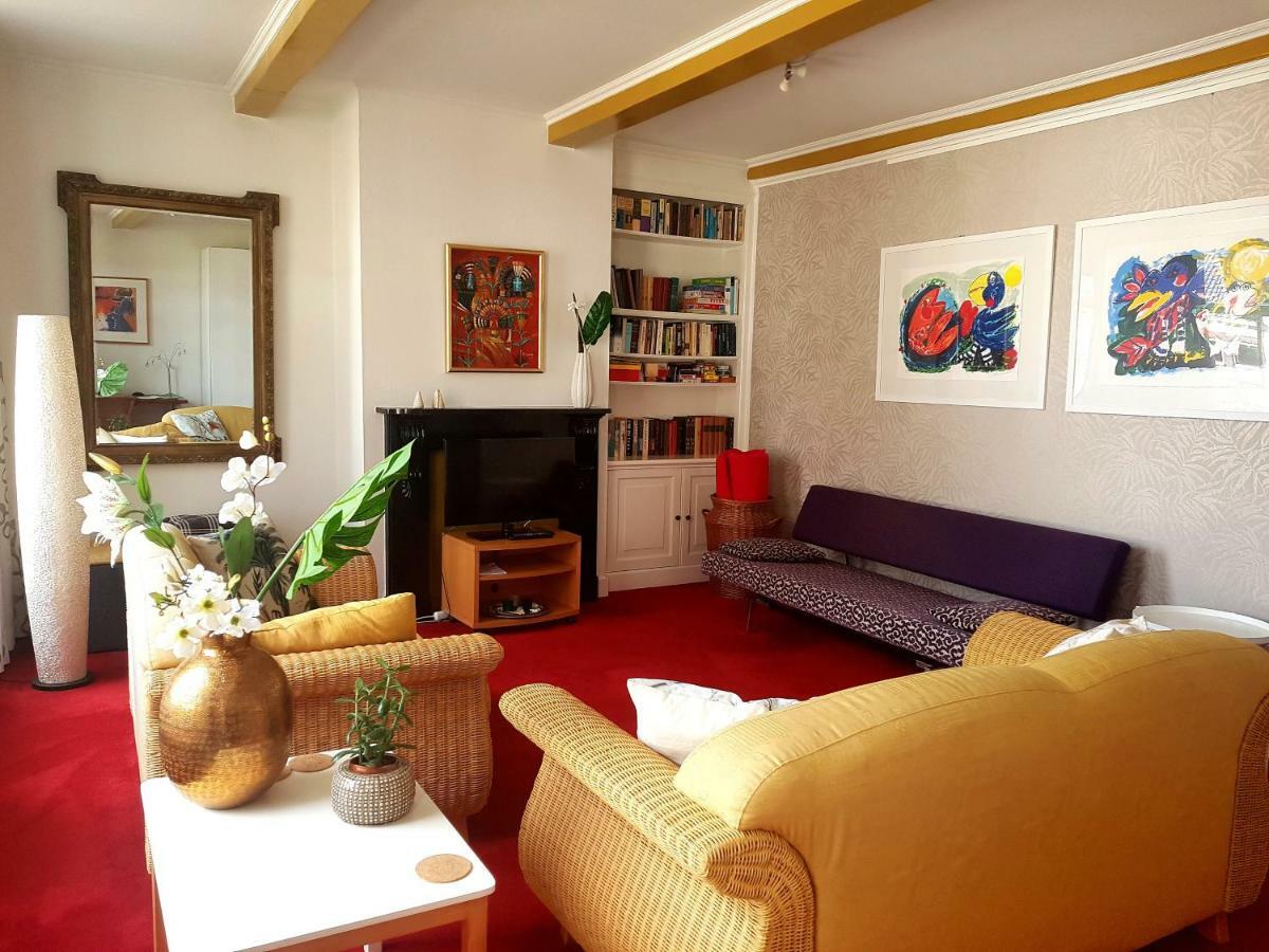 Large Historical Apartment & Canal Terrace อูเทรคต์ ภายนอก รูปภาพ