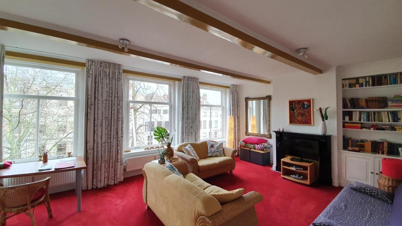 Large Historical Apartment & Canal Terrace อูเทรคต์ ภายนอก รูปภาพ